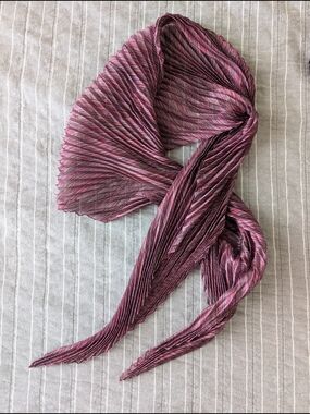 Pleated Accordion Diagonal-Stripe Long Scarf in Dusty Rose 55"X11"